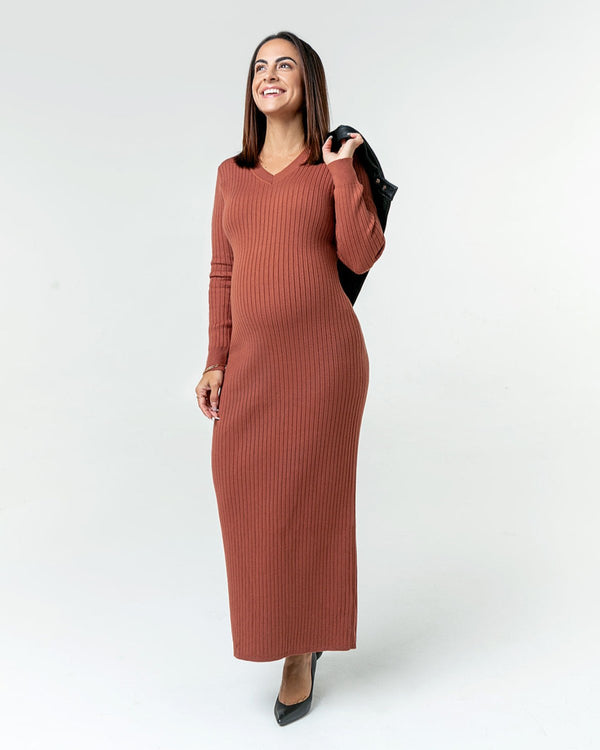 Our petite friendly high quality copper orange maternity sweater dress offers discreet nursing access. This long sleeve knit maternity office wear dress is full length for short mamas and fits tall mamas like a midi dress. Perfect for baby shower, maternity guest, or business attire. 

MARION offers elevated, flattering maternity dresses for work, your baby shower, wedding guest outfits, party wear, church, and more. Shop the best maternity dress for your pregnancy style with our stunning luxury collection.